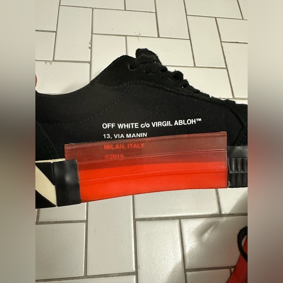 OFF-White Vulc Low Black Fuchsia Sneakers size 42 - Picture 10 of 12